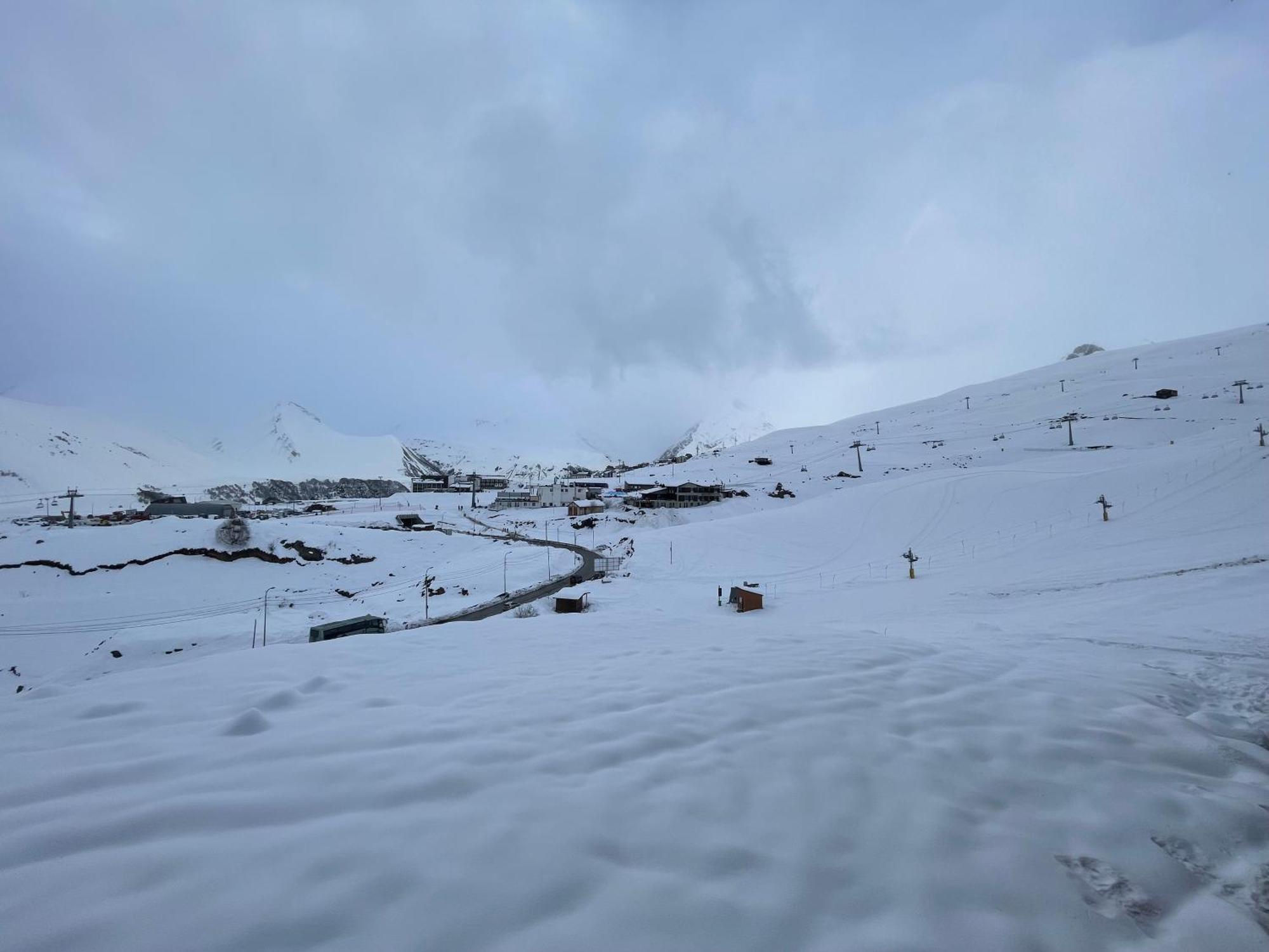 Four Season Gudauri Apartment Room photo